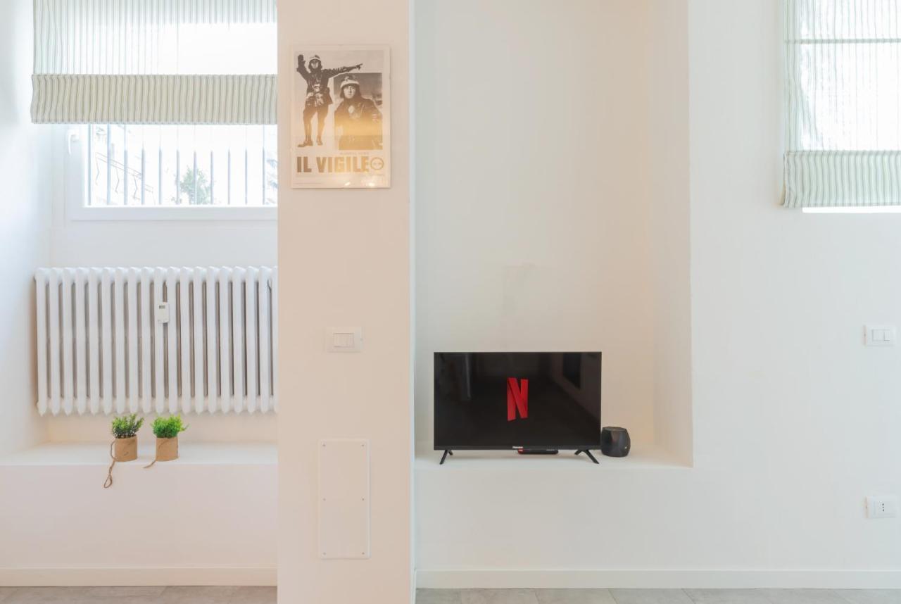 Fondazione Prada - Exclusive Loft Of Cinema ☆☆☆☆☆ Apartment Milan Bagian luar foto